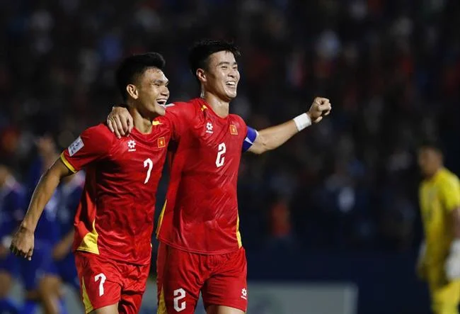 Hoàn trả cược thua hàng tuần
